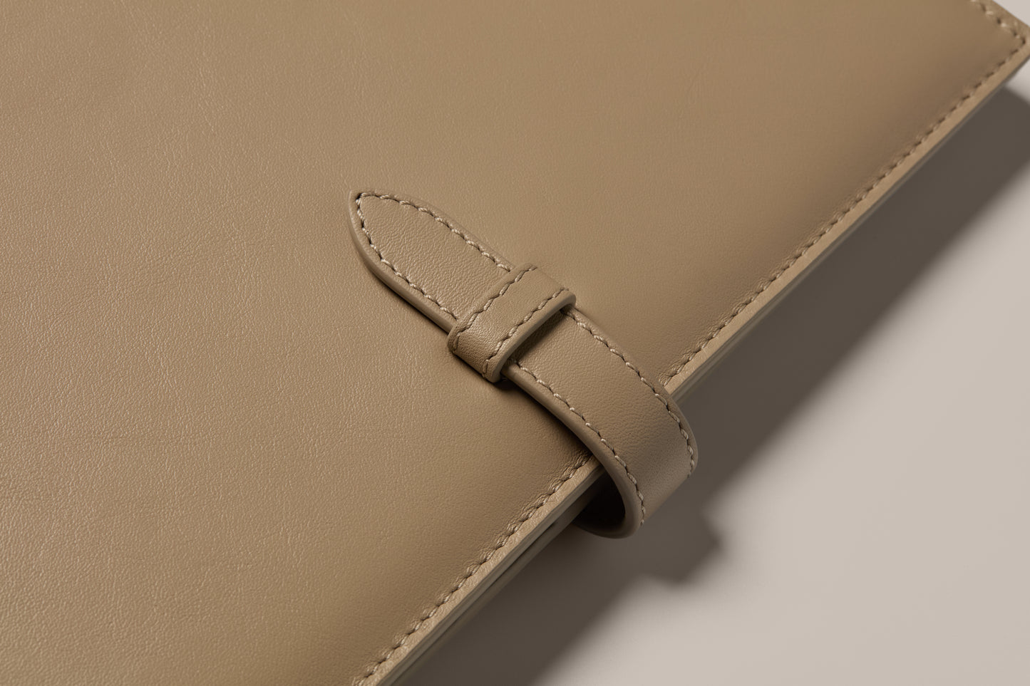 GHAYA LEATHER COVER - ELEGANT BEGIN VAN JOUW STRUCTUUR